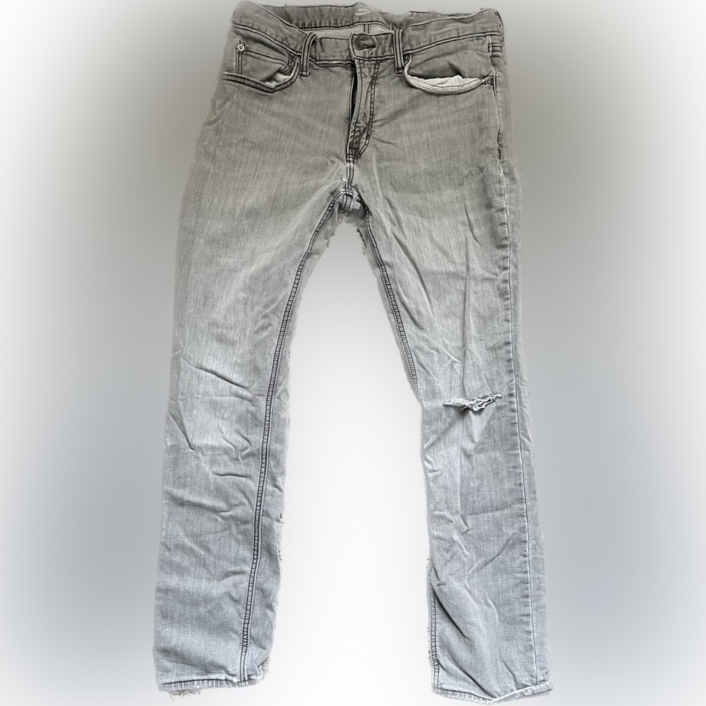 Old Navy, Men’s Ripped Slim, 32W 30L, worn good condition